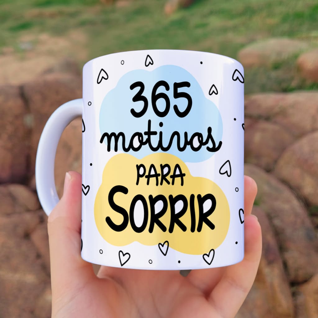 Arte para caneca 365 motivos uso exclusivo de quem vai ser vovó e vovô com corações e formas em cores suaves e espaço para personalizar o ano