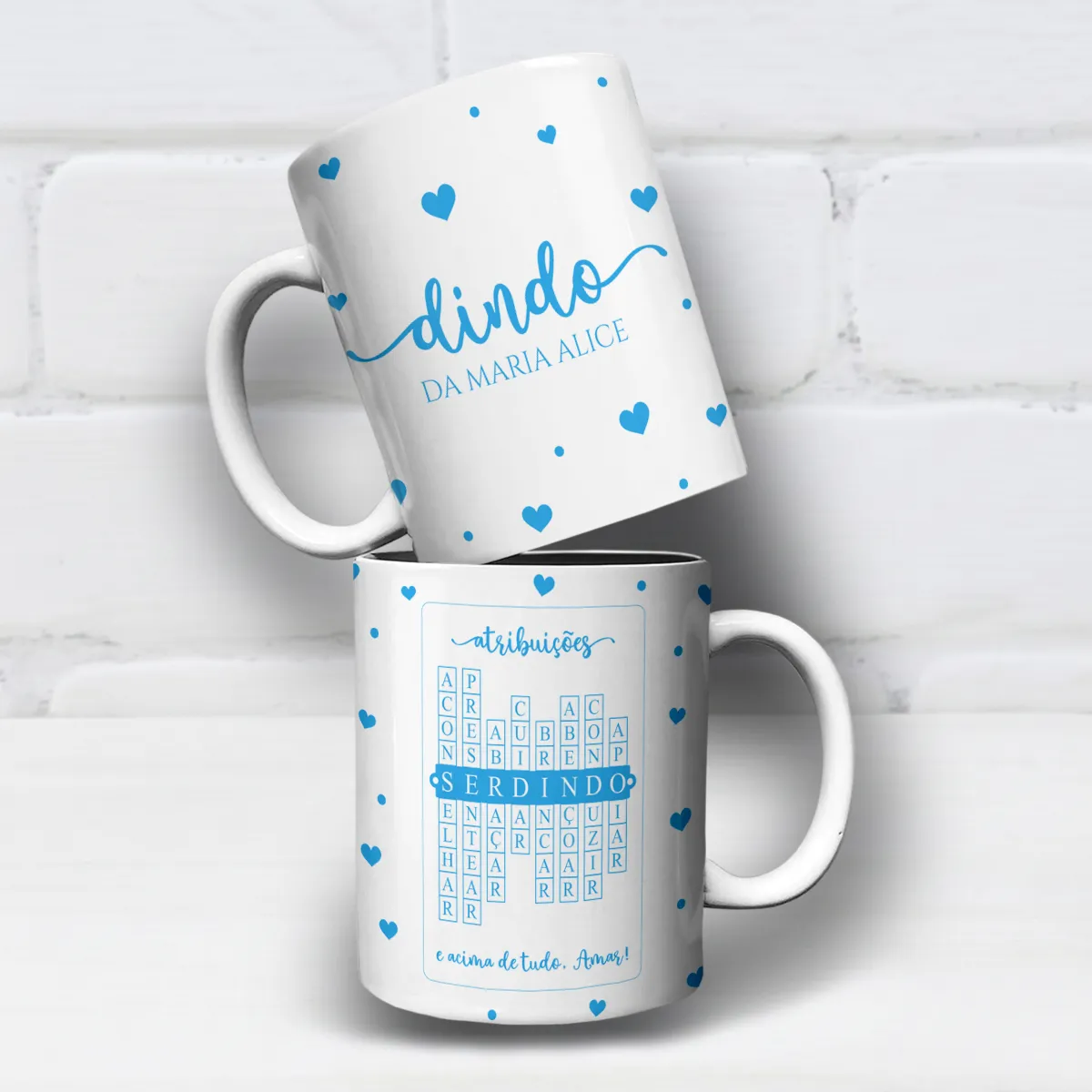 arte para caneca dindo atribuições palavras cruzadas com corações, nome personalizável, palavras de carinho e frase "e acima de tudo, Amar!"