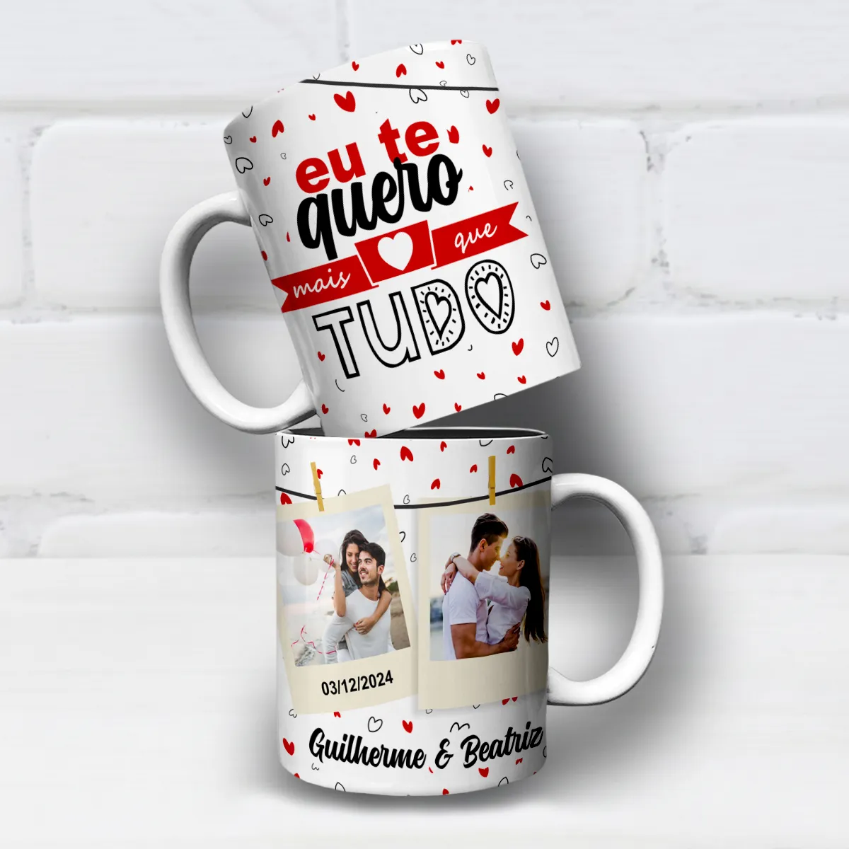 arte para caneca namorados eu te quero mais que tudo, espaço para nomes, 2 fotos e data, fundo branco com corações