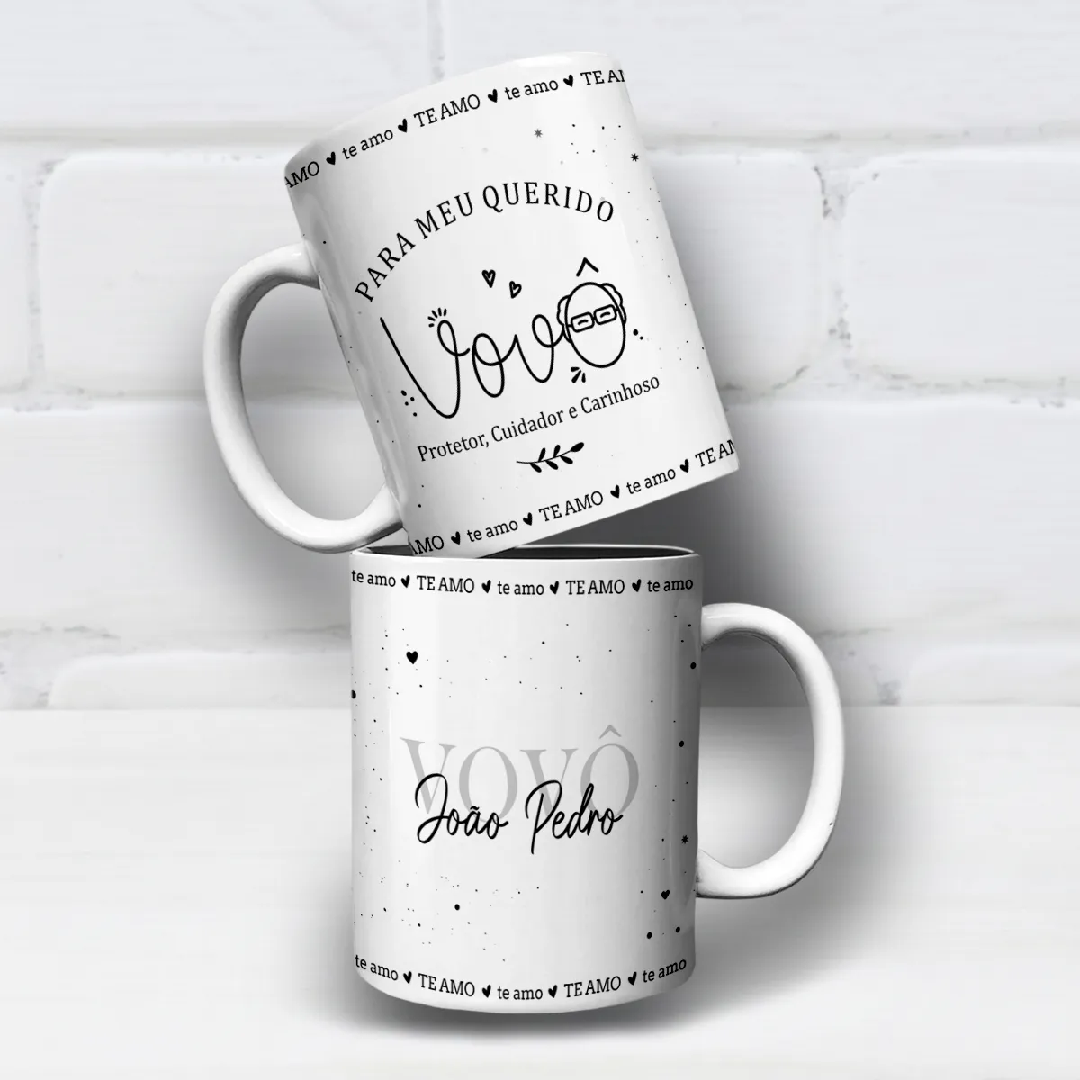 arte para caneca vovô te amo com nome, decorada com corações, pontinhos e a frase "para meu querido vovô"