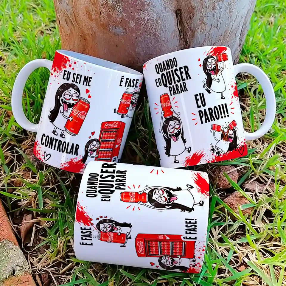 arte para caneca eu sei me controlar é fase coca cola flork menina com personagens abraçando latas de refrigerante ao lado das frases eu sei me controlar, é fase e quando eu quiser parar eu paro